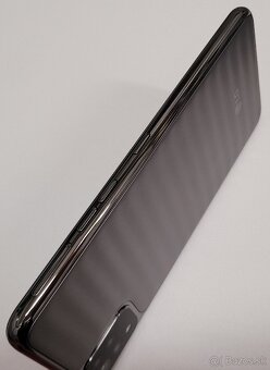 LG K42 - 9