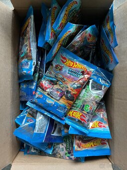 Hot Wheels - 9