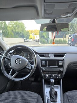 Škoda Octavia 1.6 TDI Ambition DSG - 9