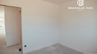 Na predaj 4-izbový bungalov, Rezidencia Trnava pri Laborci - - 9