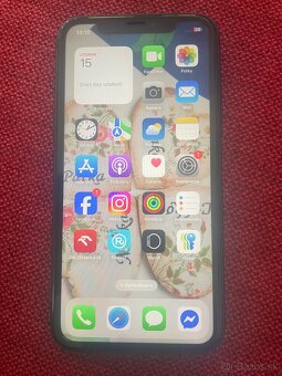 Predám iPhone 11 128gb - 9