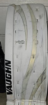 Brankárska výstroj - 9