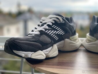 New Balance 9060 | EUR 44,5 - 9