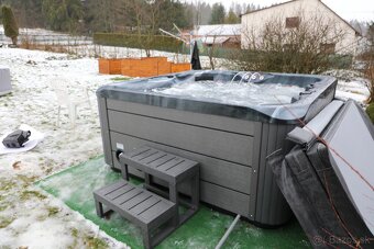 Super Akcia na akrylatovu virivku - 9