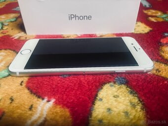 Apple iPhone 8 biely - 9