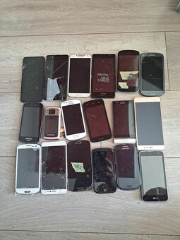 Mobily zbierka na predaj - 9