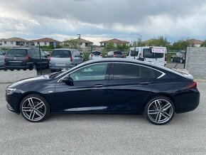 Opel Insignia 2.0d - 9