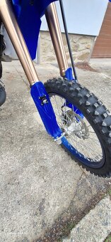 Yamaha YZ85 LW - 9