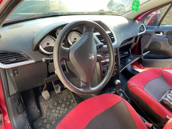 Peugeot 207 1.4 70kw 2008 - 9