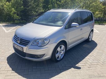 Vw Touran 2.0 TDi 103 kW M6 - 9