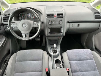 Predám VW Touran 1.4 TSI, r.v. 2011 - 9