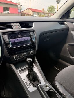 Škoda octavia combi 3 - 9