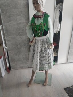 Svadobný kroj Zahoracky - 9