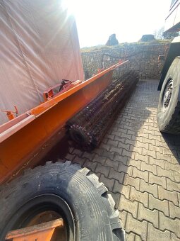 Prodáme stroj na čištění obrovských ploch MB 2031, 4x4, - 9