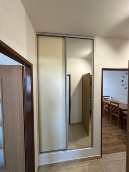 Na prenájom kompletne zariadený 3-izbový byt – Dopravná ul. - 9