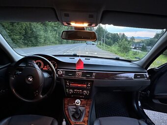 TOP stav BMW E90 320i 125 kW,r.v.2008, 146tisic km, VAM R1 - 9