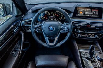 BMW Rad 5 530d xDrive A/T, 195kW, A8 / AJ NA SPLÁTKY - 9