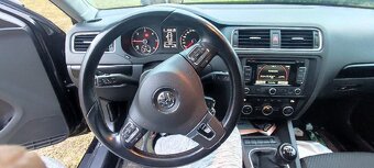 VW Jetta 1.6TDI 2012 - 9