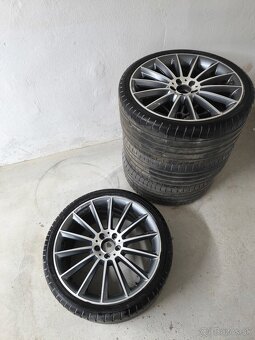 AMG 20 disky s pneumatikami Mercedes E - 9