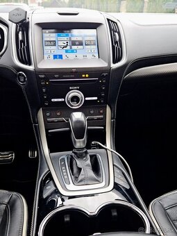 Ford S-Max 2.0TDCi Vignale - 9