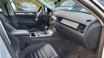 Volkswagen Touareg 3.0 V6 TDI 180 kW AT/8 - 9