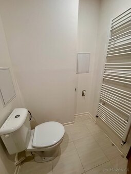 Centrum 3. Izbový byt VT s balkónom 79m2 Námestie Slobody - 9