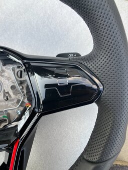 volant kůže DOTYK MULTI s řazením VW GOLF VIII GTI - - 9