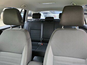 Škoda Octavia Combi 2.0TDi 110kW SKauto vyhr. volant sedadlá - 9