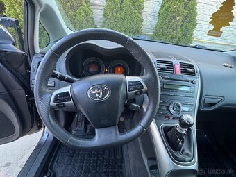 Toyota Auris 1,6 Valvematic - 9