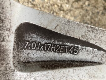Originál Seat Ateca 5x112 215/55R17 - 4ks - 9
