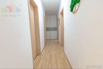 Výnimočný 3-izbový apartmán s balkónom, 71 m², Bajkalská uli - 9