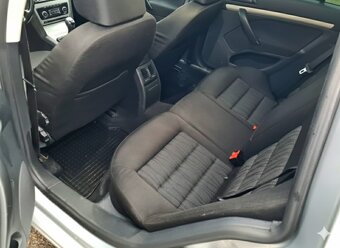 Škoda Octavia Combi Facelift TOP STAV ELEGANCE - 9