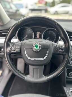 Škoda Superb Combi - 9