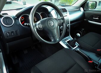 SUZUKI GRAND VITARA 1.9DDiS EURO5 Facelift 12/2011 4x4 - 9