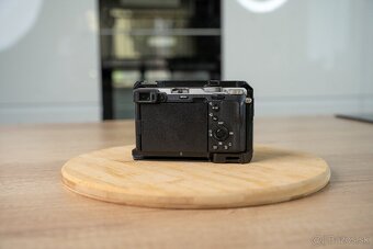 FULLFRAME SONY A7C TOP STAV + KLIETKA - 9