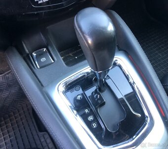 NISSAN QASHQAI 1.2 BENZIN 2016 DIG-T ACENTA KUPOVANÉ NA SK - 9