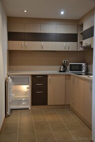 REALFINN EXKLUZÍVNE PRENÁJOM - zariadený 2 izbový apartmán - 9