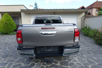 Toyota Hilux DC 2.4 I D-4D Active-75.541km-ODPOČET DPH - 9