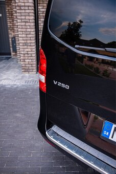 Mercedes - Benz V250 4MATIC 2018 6miest. 193 000 KM - 9