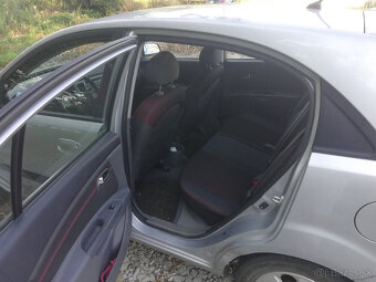 Kia Rio 1,4 benzín, 2008, iba 51 000 km - 9