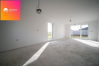 ALL PERFECT|Výnimočný rodinný dom v slepej ulici v Galante n - 9