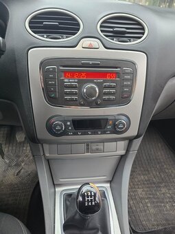 Ford Focus Combi 1.8 Tdci - 9