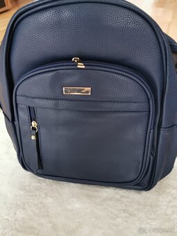 Kabelky a ruksaky. - 9