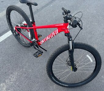 Specialized Rockhopper 27.5 - 9