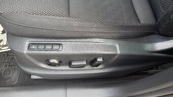 Škoda Octavia Combi SCOUT2.0 TDI DSG 4x4 - 9