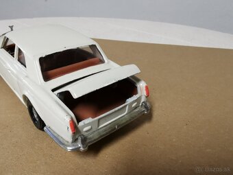 Corgi toys Rolls royce - 9