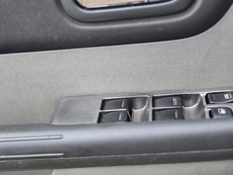Predám Nissan X Trail, 4x4, diesel, 2004 - 9
