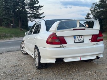 Mitsubishi Lancer Evo IV - 9