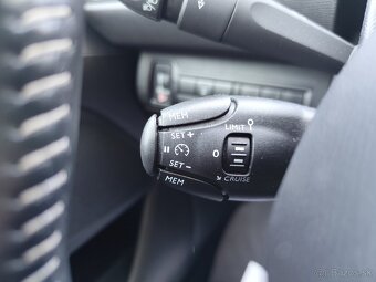 Peugeot 308 1.2 PureTech S&S 130 Style - 9