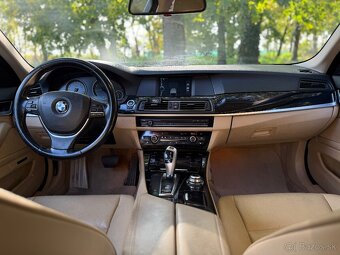 BMW 523i - 9